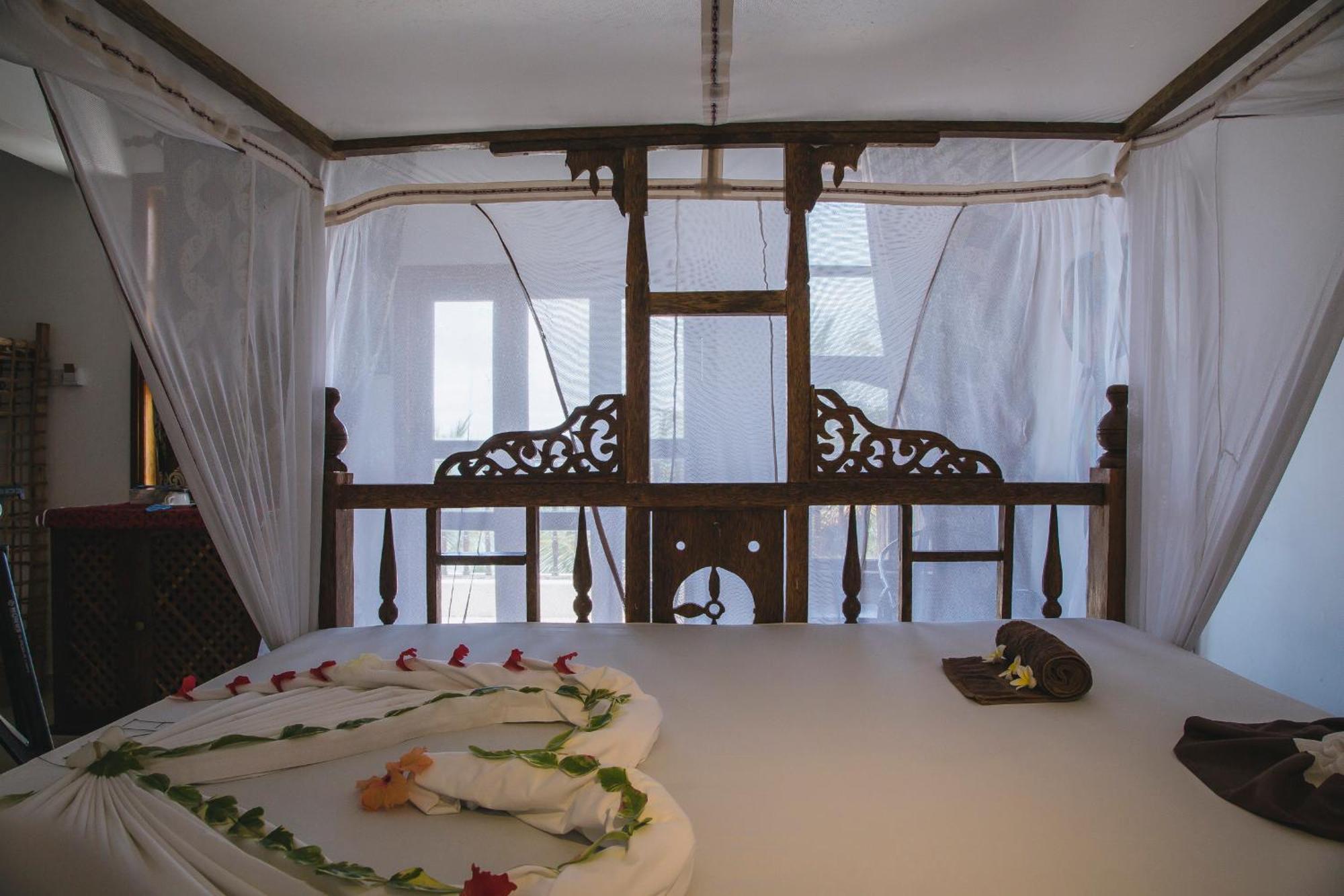 Moonshine Uroa Boutique Hotel Zimmer foto